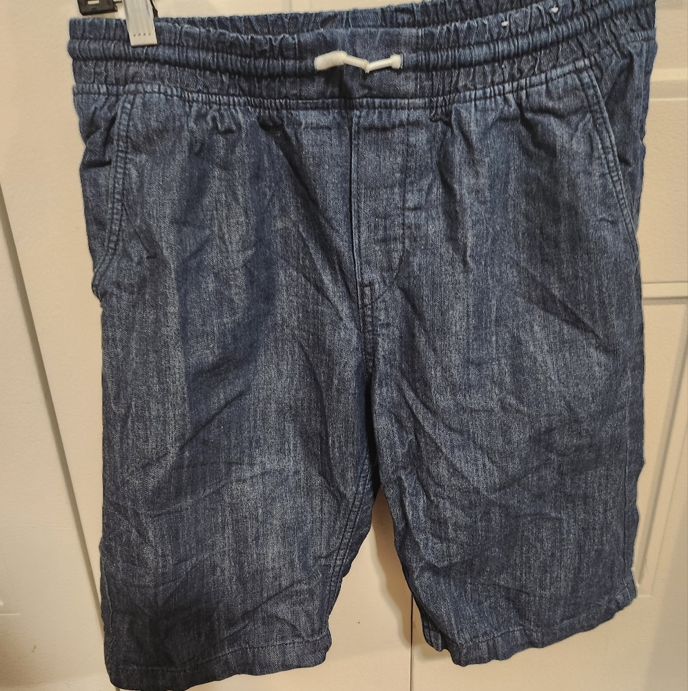 H&M - Picture 2 of 3